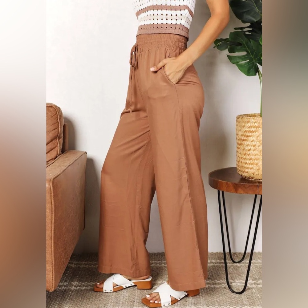 SALE!! NWT Double Take Drawstring Smocked Waist Wide Leg Pants Size Medium - Picture 2 of 5